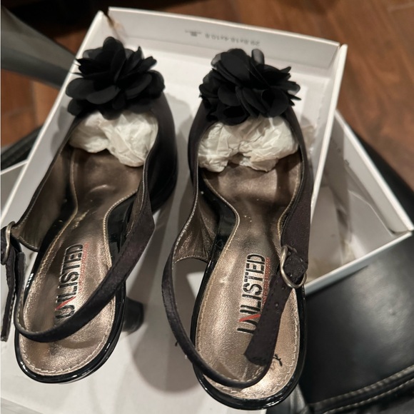 Unlisted size 8M women’s open toe Black high heel flower detail platform 4 inch - Picture 2 of 5